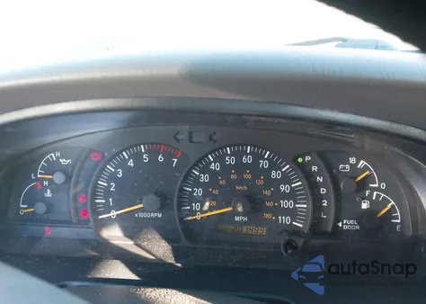 2002 Toyota Tundra Sr5 V8 z USA, uszkodzony, nr VIN 5TBRT34132S230448